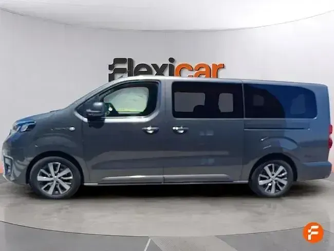 Usado Toyota Proace 91 kW (125 CV) 2022 Marrón Monovolumen