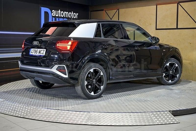 Usado Audi Q2 S-Line 116 CV (85 kW) 2022 Negro SUV