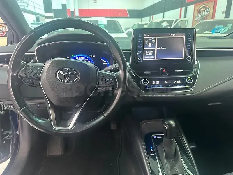 Używany Toyota Corolla Sport 180 KM (132 kW) 2022 Niebieski Kombi