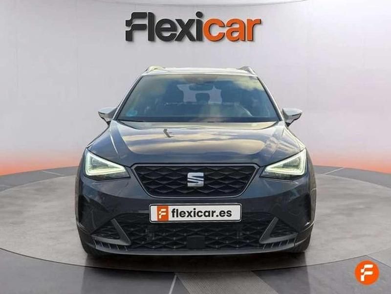 Usado Seat Arona FR 150 CV (110 kW) 2023 Gris SUV