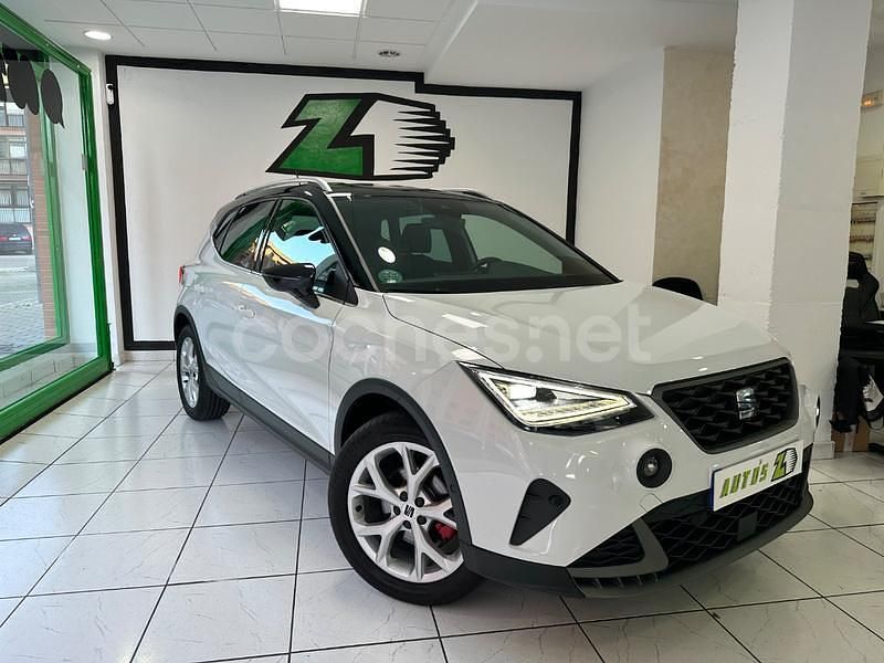Blanco Usado 2023 Seat Arona FR SUV | 19.900 € (Precio justo) - Imagen 1/4