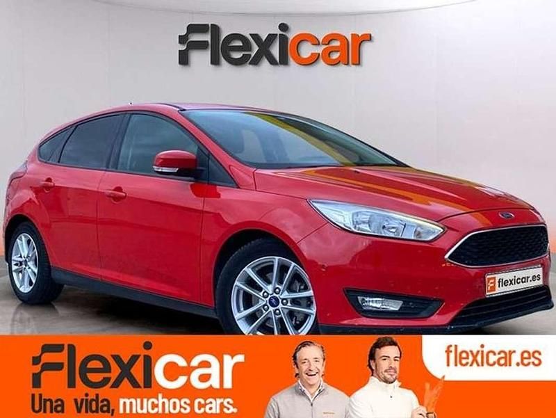 Rojo Usado 2017 Ford Focus ST-Line Utilitario | 6990 € (Super precio) - Imagen 1/4