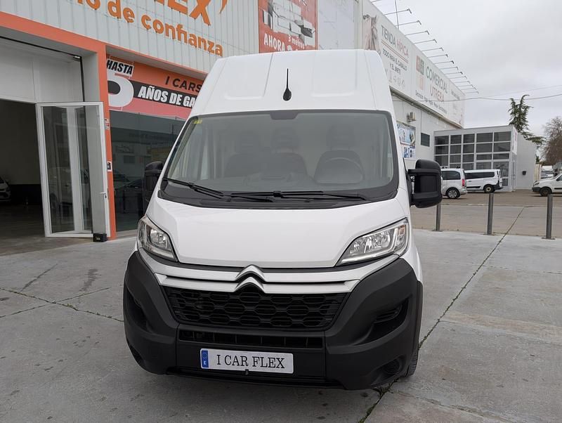 Usado Citroën Jumper 140 CV (102 kW) 2023 Blanco Monovolumen