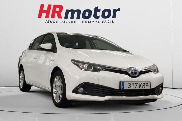 Usado Toyota Auris Hybrid Business Edition 136 CV (100 kW) 2018