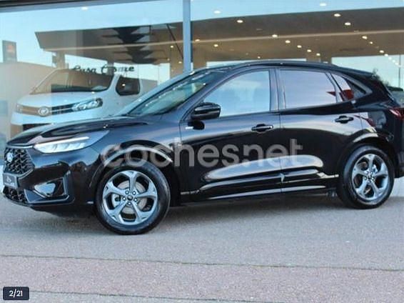 Negro Usado 2024 Ford Kuga ST-Line SUV | 30.800 € (Un poco caro) - Imagen 1/4