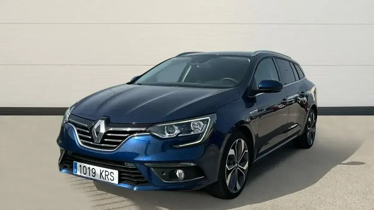 Usado Renault Mégane Zen 140 CV (102 kW) 2018 Azul