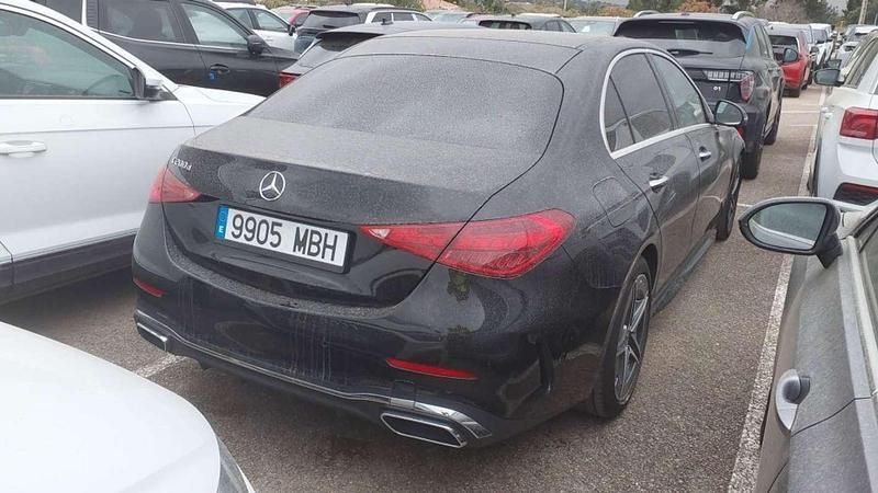 Usado Mercedes C200 163 CV (119 kW) 2022 Negro Berlina