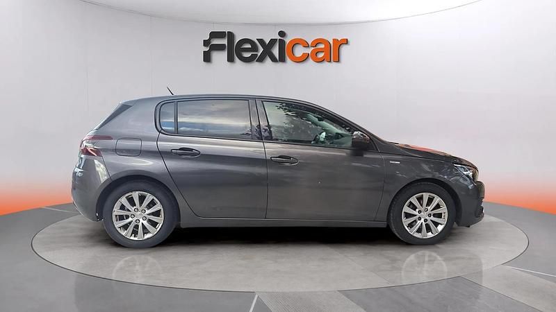 Usado Peugeot 308 Active 110 CV (80 kW) 2020 Gris Berlina