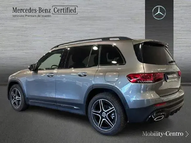 Usado Mercedes GLB200 150 CV (110 kW) 2022 Gris montaña SUV