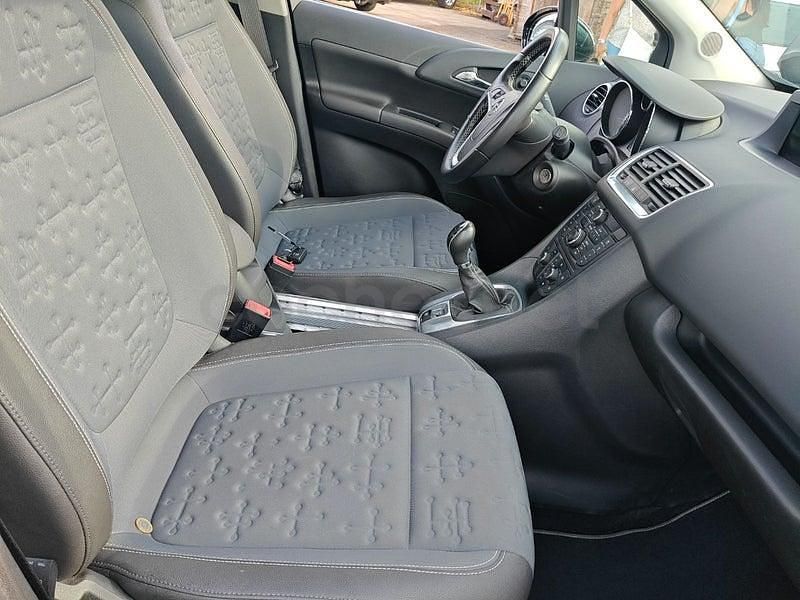 Usado Opel Meriva Excellence 136 CV (100 kW) 2017 Negro Monovolumen