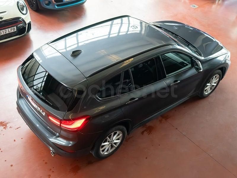Usado BMW X1 Sport Line 150 CV (110 kW) 2022 Gris / plata SUV
