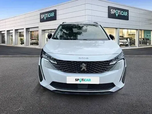 Usado Peugeot 3008 Active 130 CV (95 kW) 2021 SUV