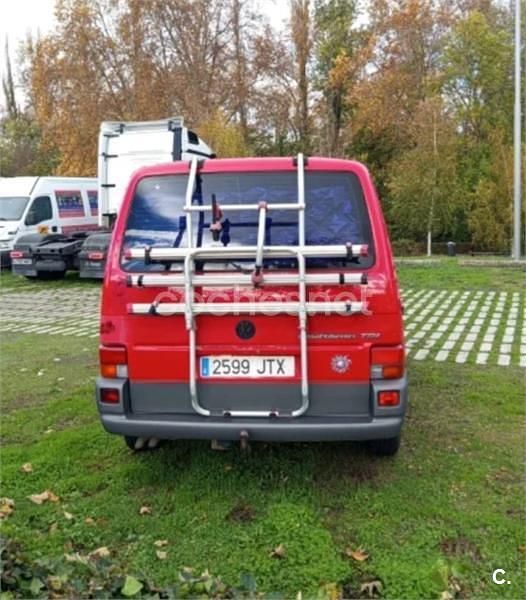 Usado VW Multivan Comfortline 130 CV (95 kW) 2003 Rojo Van