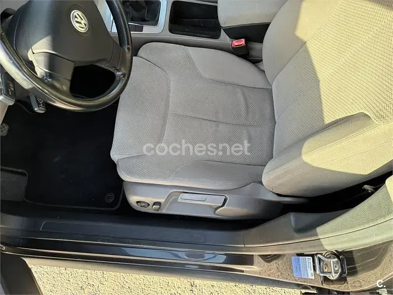 Usado VW Passat Advance 150 CV (110 kW) 2005 Negro Berlina
