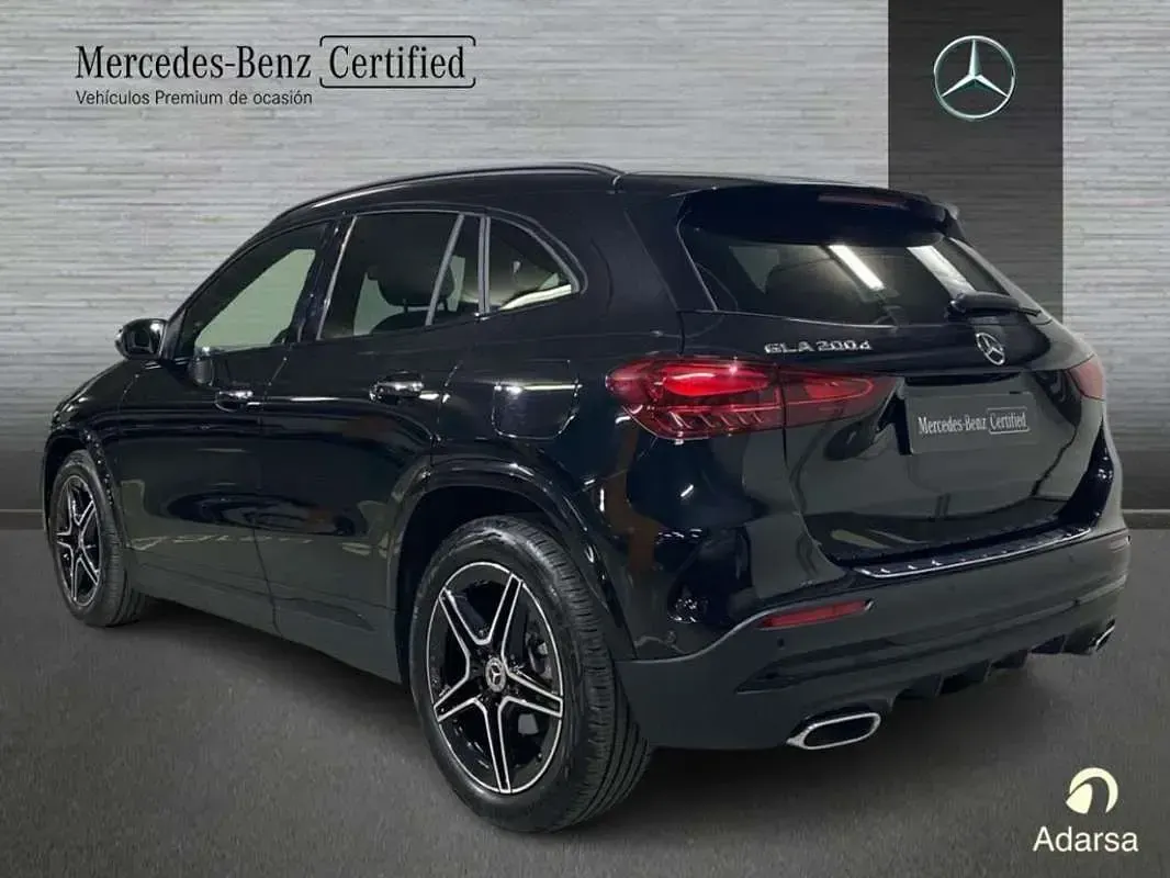 Usado Mercedes GLA200 150 CV (110 kW) 2025 SUV