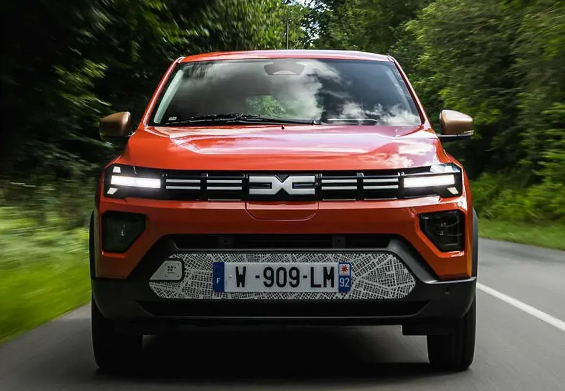 Usado Dacia Spring Essentiel 33 kW (45 CV) 2023 Blanco Utilitario