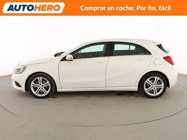 Usado Mercedes A200 Urban 136 CV (100 kW) 2015 Blanco Berlina