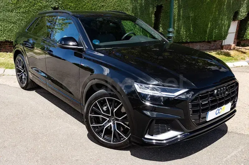 Usado Audi Q8 S-Line 394 CV (289 kW) 2024 Negro SUV