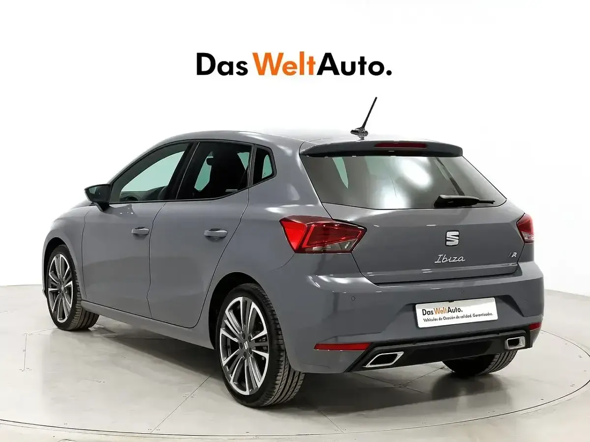 Usado Seat Ibiza FR 150 CV (110 kW) 2025 Gris Utilitario