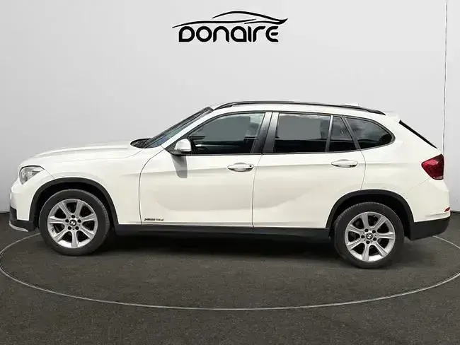Usado BMW X1 Comfort Edition 150 CV (110 kW) 2015 Blanco SUV