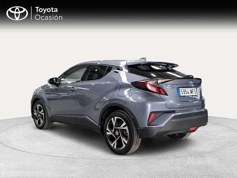 Usado Toyota C-HR Advance 122 CV (89 kW) 2023 Gris SUV