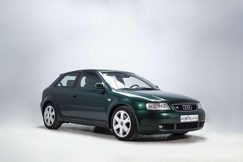 Usado Audi S3 210 CV (154 kW) 1999 Verde Utilitario