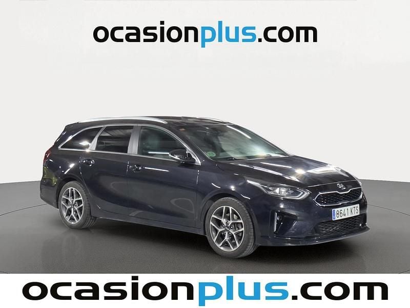 Usado Kia Ceed GT GT-Line 120 CV (88 kW) 2019 Negro Familiar