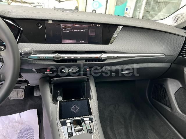 Usado DS Automobiles DS4 Trocadero 130 CV (95 kW) 2022 Blanco Berlina