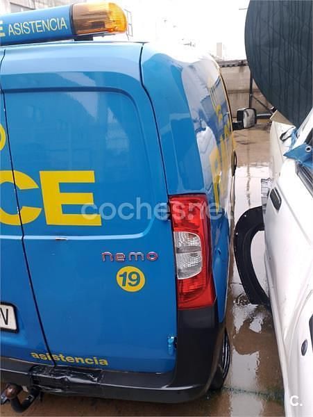 Usado Citroën Nemo Attraction 75 CV (55 kW) 2013 Amarillo Monovolumen