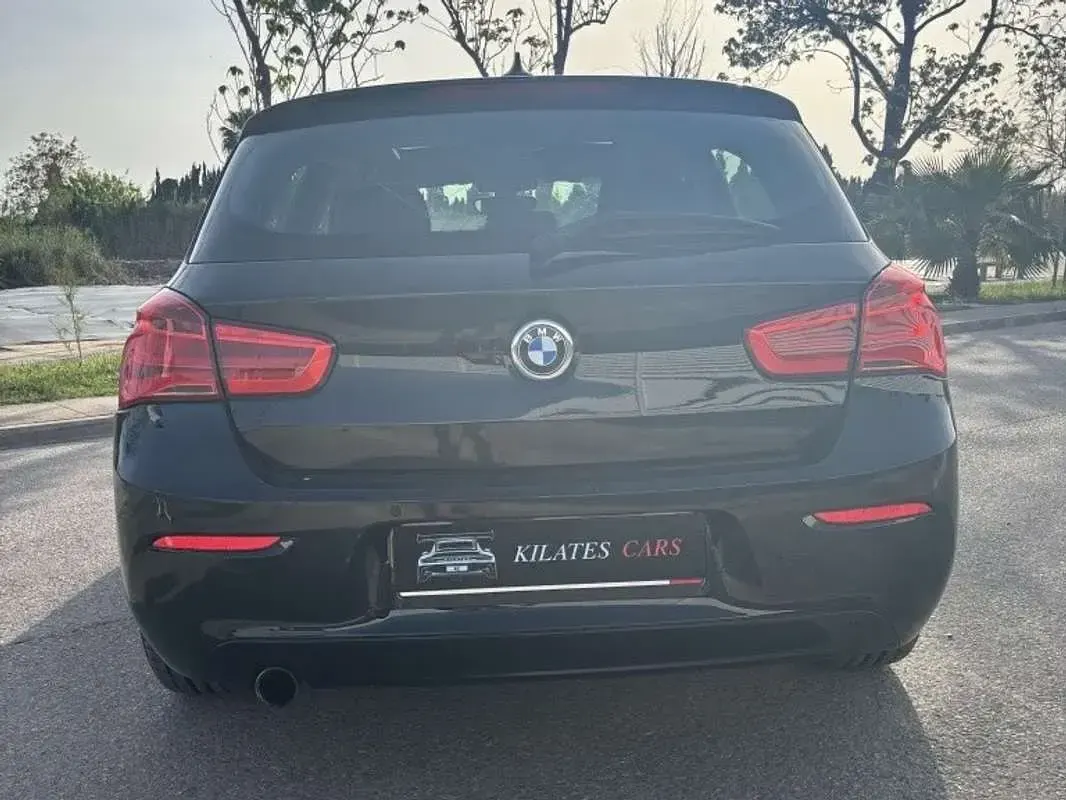 Usado BMW 118 Advantage 136 CV (100 kW) 2016 Negro Utilitario