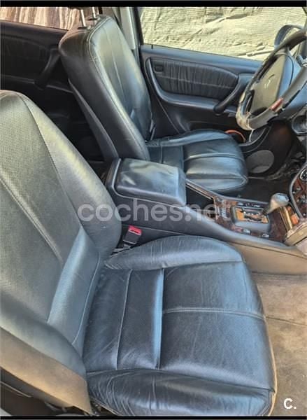 Usado Mercedes ML270 163 CV (119 kW) 2004 Negro SUV