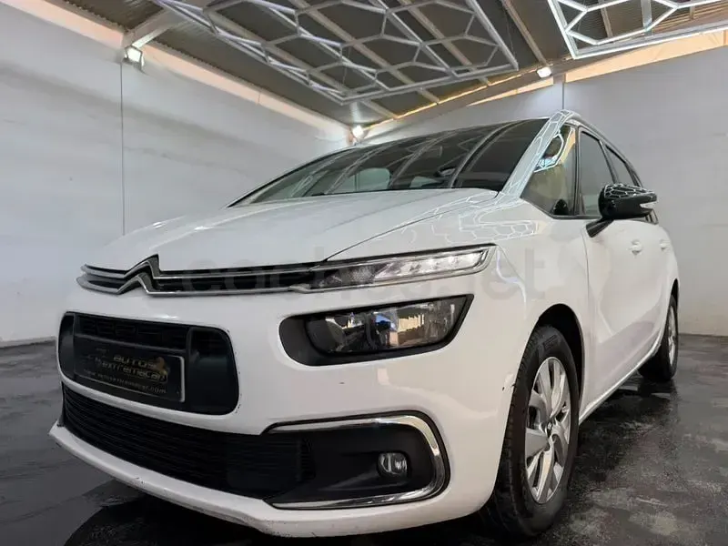 Usado Citroën C4 SpaceTourer Feel 130 CV (95 kW) 2022 Blanco Monovolumen