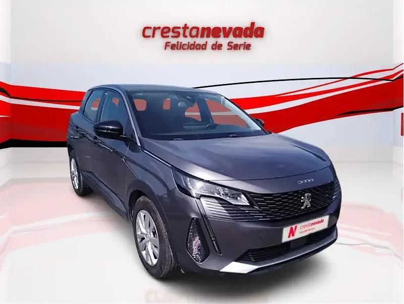 Usado Peugeot 3008 Active 130 CV (95 kW) 2022 Gris / plata SUV