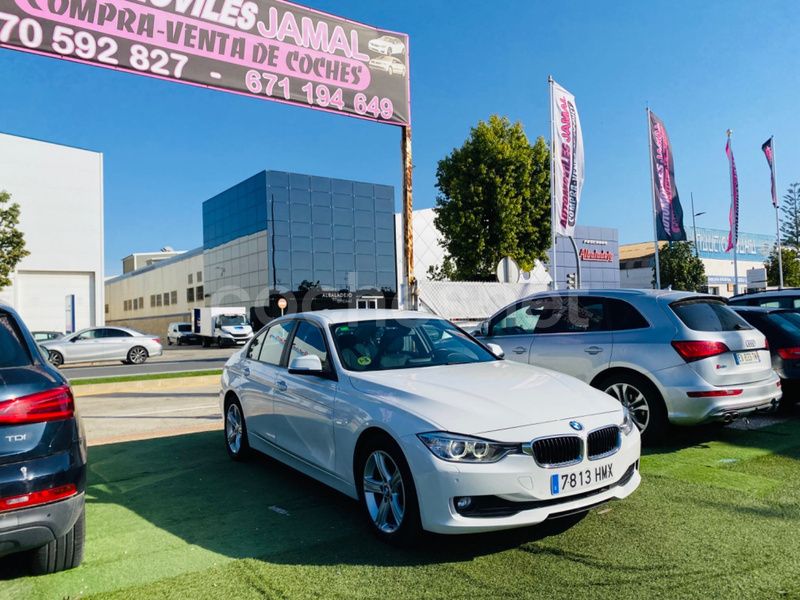 Blanco Usado 2012 BMW 318 Familiar | 9900 € (Precio justo) - Imagen 1/4