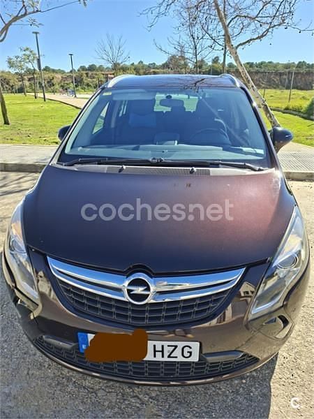 Usado Opel Zafira Tourer Excellence 136 CV (100 kW) 2014 Marrón Monovolumen