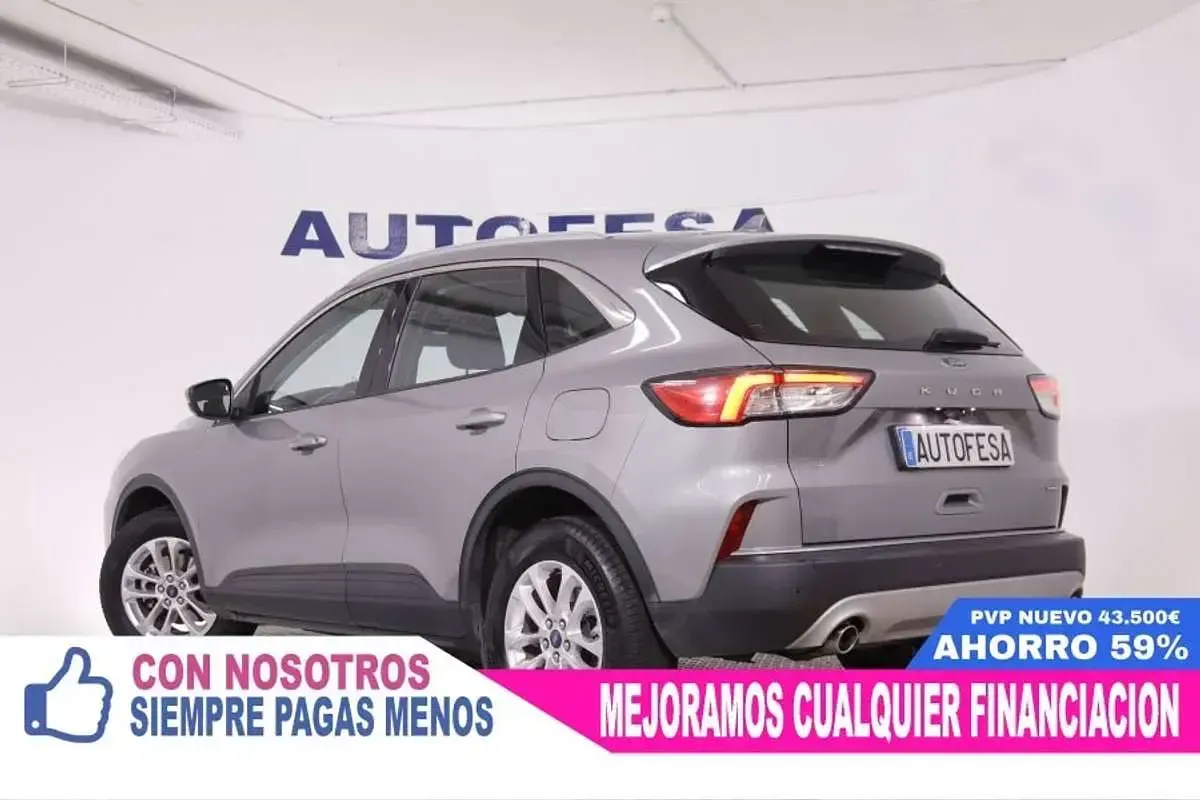 Usado Ford Kuga Titanium 190 CV (139 kW) 2022 SUV