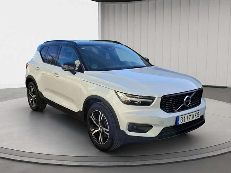 Usado Volvo XC40 R-Design 190 CV (139 kW) 2018 Blanco SUV