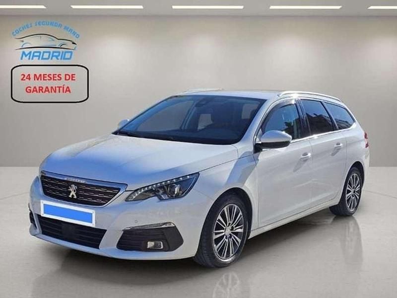 Usado Peugeot 308 Allure 131 CV (96 kW) 2021 Blanco Familiar