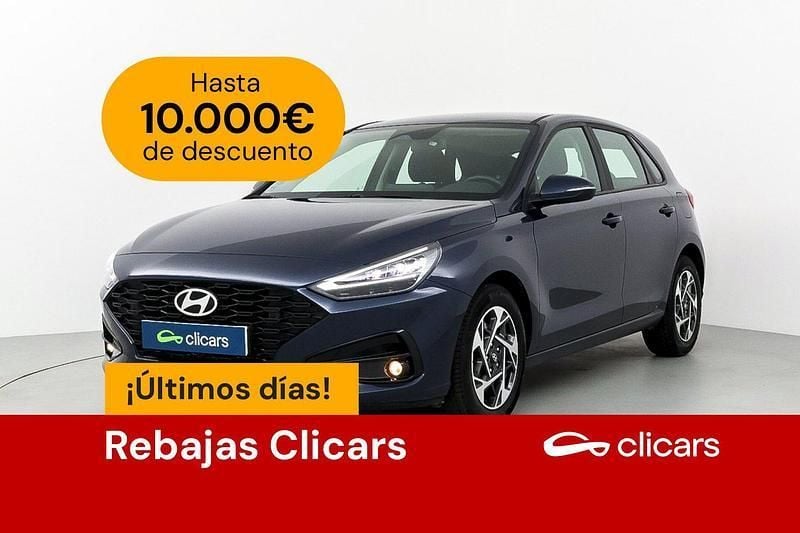 Azul Usado 2024 Hyundai i30 Berlina | 20.990 € (Precio justo) - Imagen 1/4