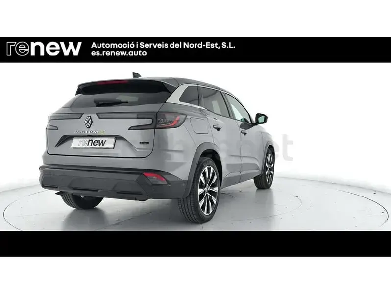 Usado Renault Austral Techno 200 CV (147 kW) 2024 Gris / plata SUV