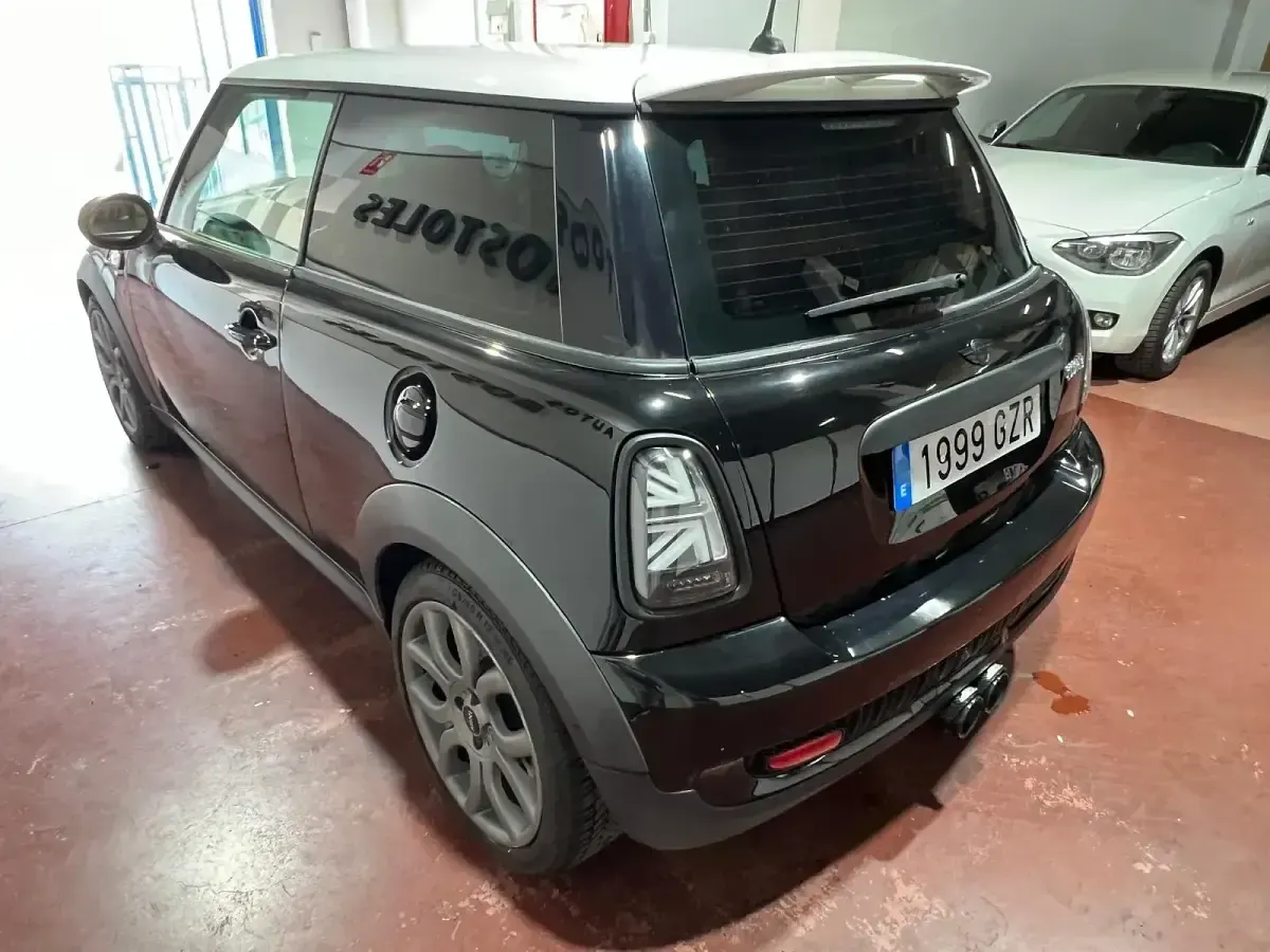 Usado Mini Cooper S 184 CV (135 kW) 2010 Negro Utilitario