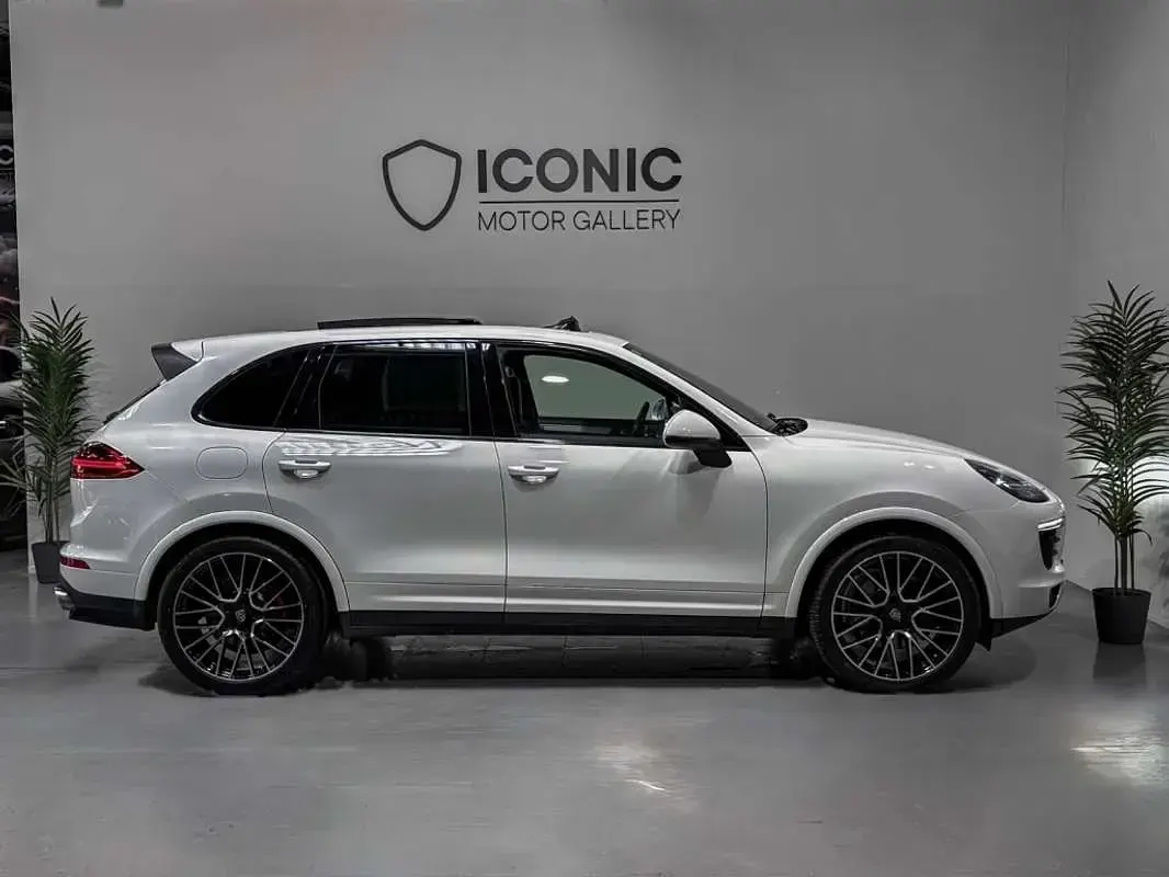 Usado Porsche Cayenne Diesel Platinum Edition 262 CV (192 kW) 2017 Blanco SUV