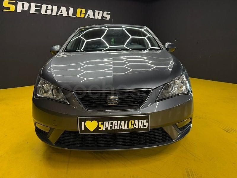 Usado Seat Ibiza Style 105 CV (77 kW) 2015 Gris / plata Berlina