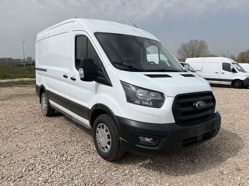 Blanco Usado 2023 Ford Transit Berlina | 32.900 € - Imagen 1/4
