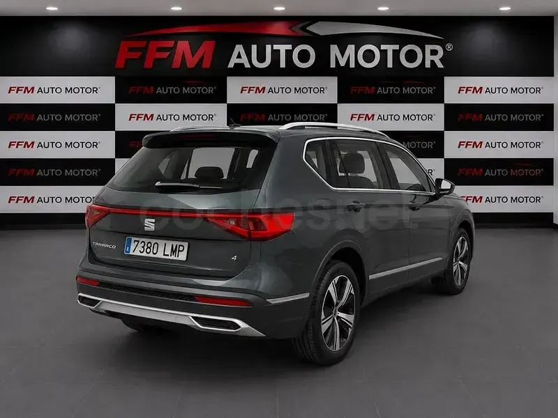 Usado Seat Tarraco 4Drive 200 CV (147 kW) 2021 Gris / plata SUV