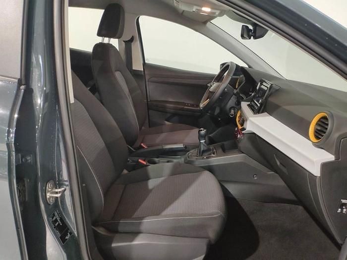 Usado Seat Ibiza Style 80 CV (58 kW) 2024 Rojo Berlina