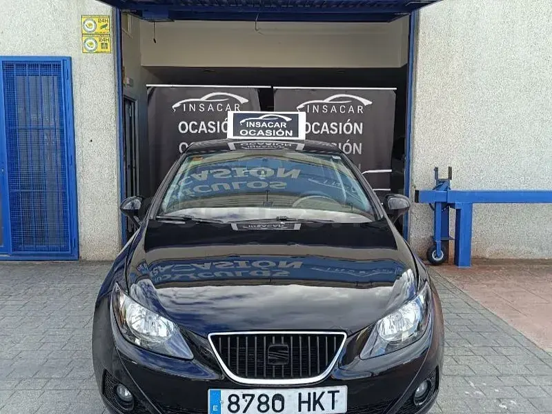 Usado Seat Ibiza Reference 85 CV (62 kW) 2012 Negro Berlina
