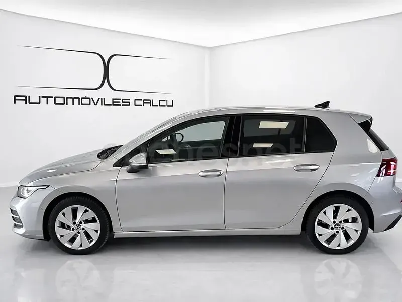 Usado VW Golf VIII 115 CV (84 kW) 2025 Gris / plata Berlina