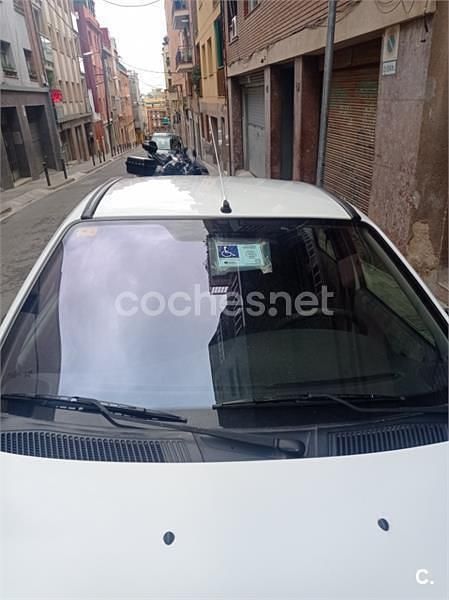 Usado Renault Mégane Dynamique 105 CV (77 kW) 2000 Blanco Berlina