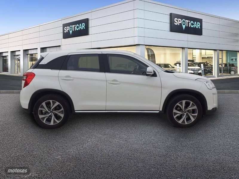 Usado Citroën C4 Start 114 CV (83 kW) 2016 Blanco SUV